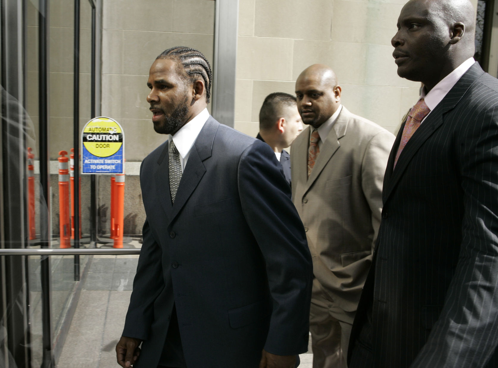 2008: R Kelly